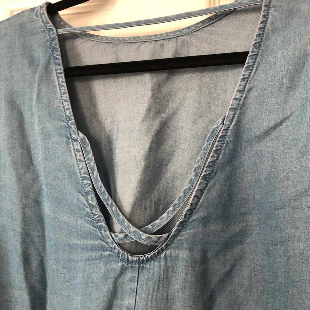 🌟2/$10🌟 Chambray Denim Bell Sleeve Top - Picture 5 of 6